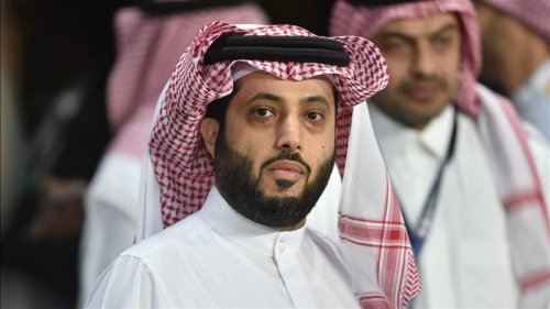 اتفرج صورة نادرة للمستشار تركي آل شيخ تثير ضجة واسعة على مواقع التواصل الاجتماعي: ماذا تعرف عن الجائزة الجديدة؟