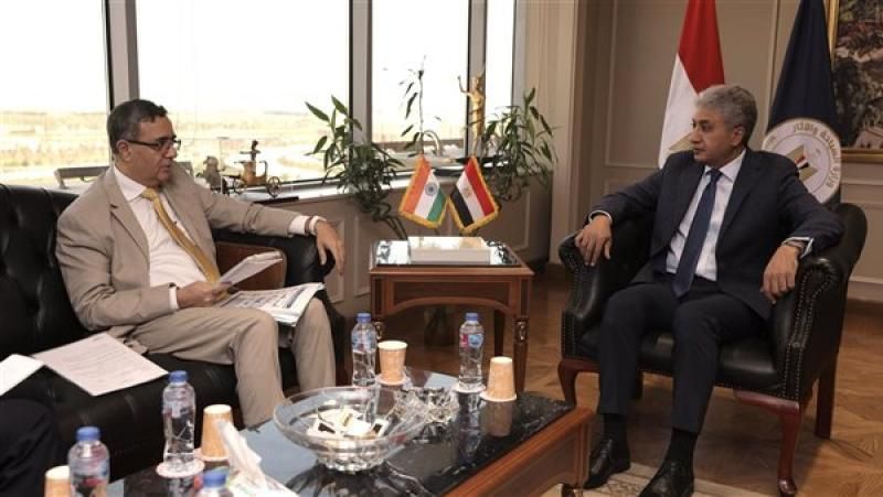 وزير السياحة يستقبل سفير الهند بالقاهرة لبحث تعزيز آليات التعاون المشترك