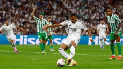 ريال مدريد يكسر صمود بيتيس بثنائية مبابي