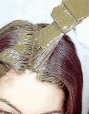 متقلقيش لو شعرك شاب بدري.. خلطة منزلية هتخفي الشعر الأبيض من راسك بشكل هيدهشك