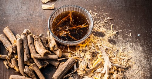 "فكرة لا تقدر بثمن".. ماسك العرقسوس هيشيل كل مشاكل بشرتك..هيرجعك شباب حتي لو عمرك فو ال60 جربيها وهتتدعيلي ..!