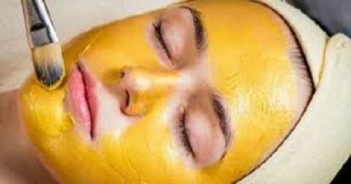 بيتدفع فيها ألوفات... مكون واحد لن يخطر على بال الجن استخدميه لعمل افضل وصفة للتخلص نهائيا من حب الشباب والبقع السوداء ب10 جنيه بس... اعرف الطريقة!!