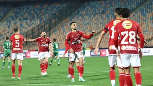 نجم الأهلي يهدد الزمالك.. تابع التفاصيل