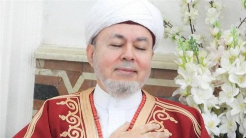 اتهامات صادمة تلاحق "التيجاني".. محام "خديجة": "عاشر فتاة داخل مسجد عام 2004"