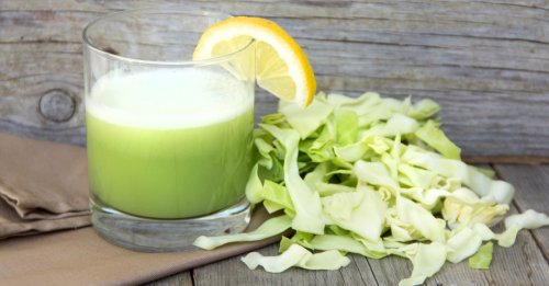 "كنز من كنوز الدنيا جوه بيتك".. عصير واحد فقط مهمل قادر على إعادة شبابك ومعالجة 80% من الأمراض وينسف جرثومة المعدة.. النتيجة مبهرة!!