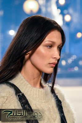 هاشتاغ يطالب بمنع بيلا حديد من دخول السعودية