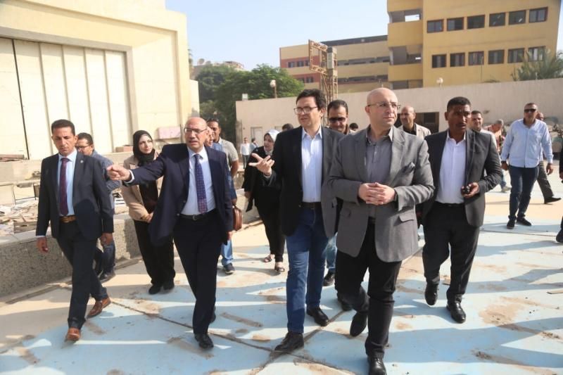 وزير الثقافة يلتقي محافظ بني سويف ويتفقدان قصر ثقافة المدينة والسينما الصيفية...