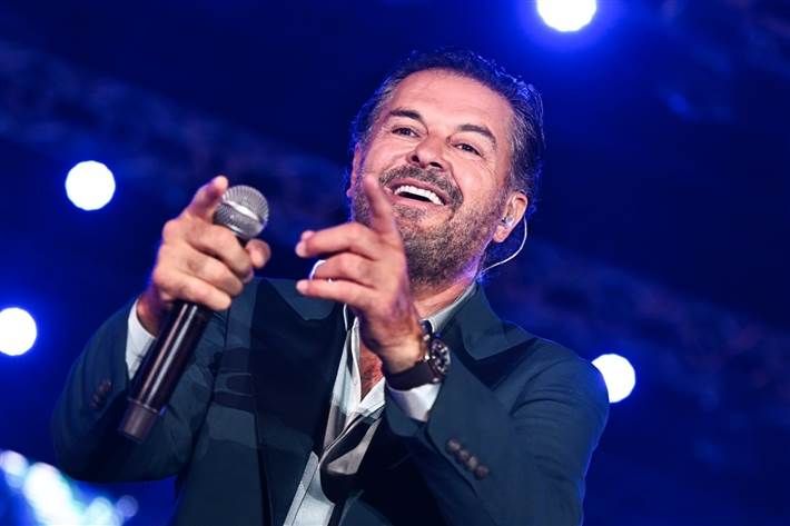 راغب علامة يكشف حقيقة استيلاء مسلحين على منزله