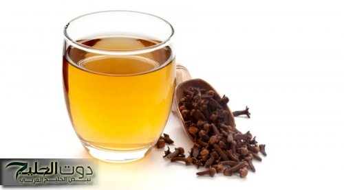 دراسة علمية حديثة كشفت السر: فتاة سورية في عمر الزهور شربت كوباً واحداً من منقوع القرنفل على الريق وبعد 7 أيام تفاجأت مما حدث لجسمها !!