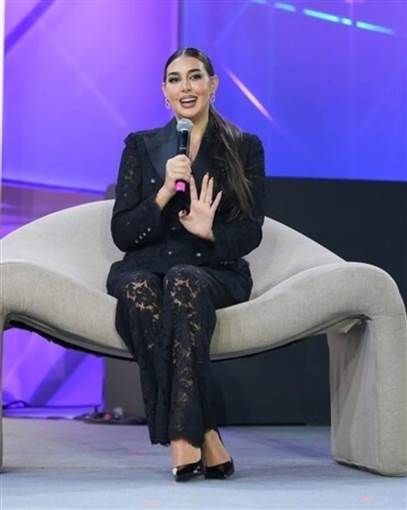 ياسمين صبري تتألق ببدلة سوداء من الدانتيل في Hia Hub حضرت النجمة ياسمين صبري منتدى Hia Hub المقام في المملكة العربية السعودية المهتم بالموضة والأزياء.واختارت ياسم إقرأ المزيد