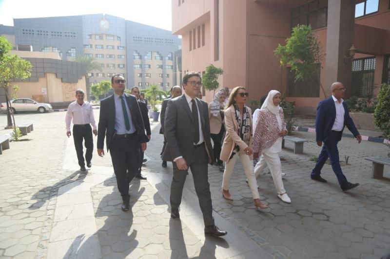 وزير الثقافة يتفقد منشآت أكاديمية الفنون ويوجه بالانتهاء من المشروعات الجاري تنفيذها...
