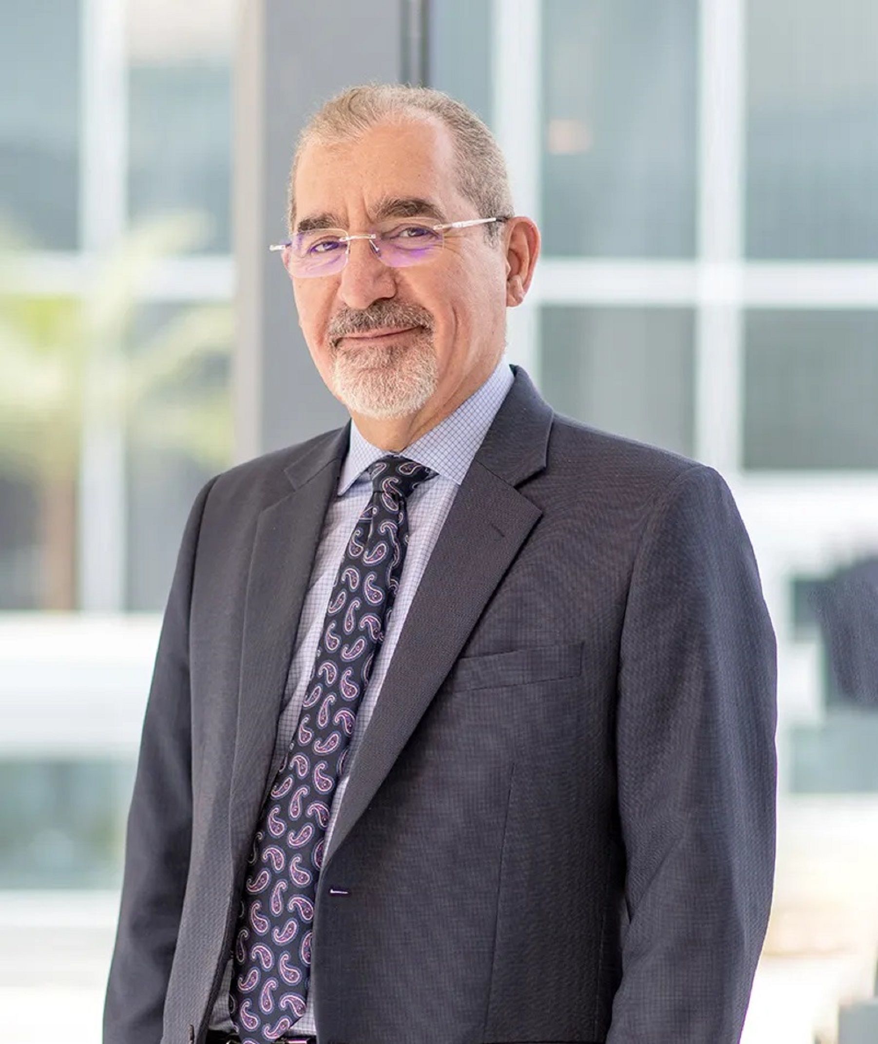 هند عبد الحليم تصاب بشلل المعدة بسبب إبر التنحيف.. فما دوت الخليج الآثار الجانبية لهذه الإبر؟