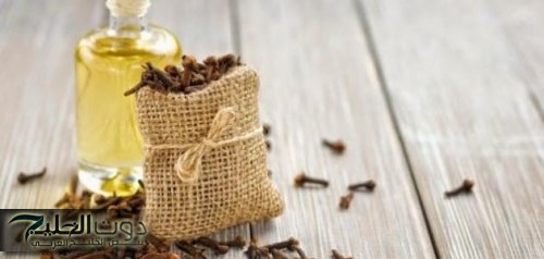 «معجزة هترجعك شباب».. شابة حسناء يمنية وضعت القرنفل على هذة المنطقة.. لن تتخيل مفعوله!!