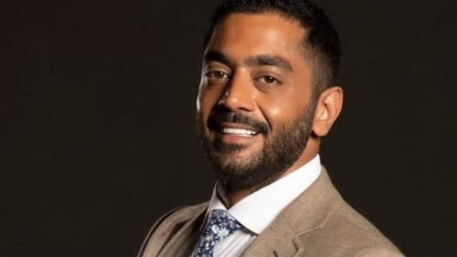 تأييد حبس أحمد فلوكس بحيازة مخدرات أيدت محكمة استئناف جنايات مطروح أمس الأحد حكم حبس الفنان أحمد فلوكس لمدة ستة أشهر مع إيقاف التنفيذ بالإضافة إقرأ المزيد