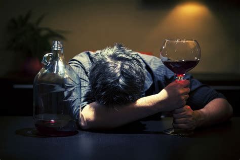 تفسير الخمر في الحلم للامام الصادق