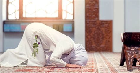 تفسير السجود في الحلم و رؤية السجود في المنام