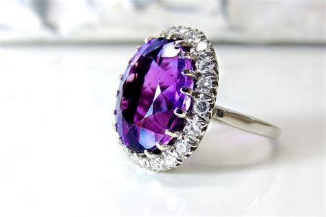 تفسير الخاتم الواسع في الحلم و الدبله الكبيرة في المنام