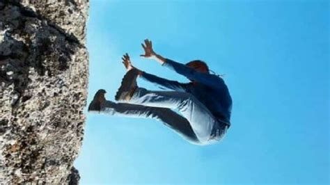 تفسير السقوط في الشارع في الحلم و السقوط في الطريق