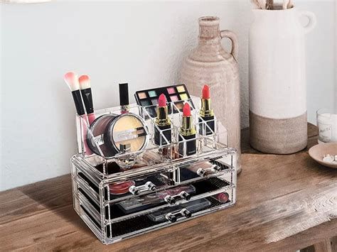 تفسير أدوات المكياج في المنام