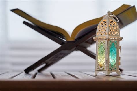 تفسير إهداء المصحف في المنام وحلم هدية المصحف