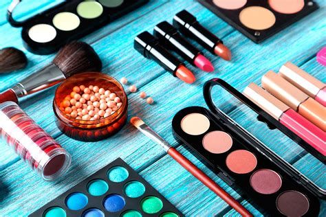 تفسير أدوات المكياج في المنام