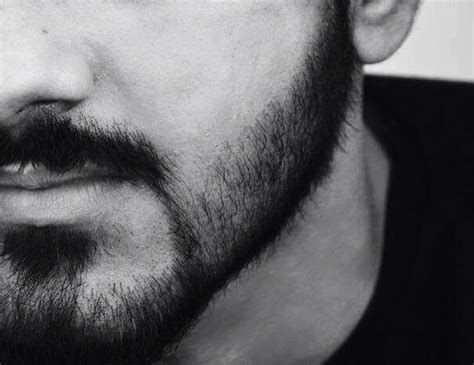 اللحية في المنام وتفسير رؤية الذقن والشوارب بالتفصيل