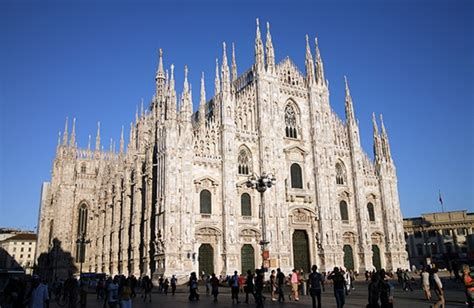 السياحة في ميلان؛ استكشف أشهر 8 معالم سياحية في هذه البقعة الساحرة