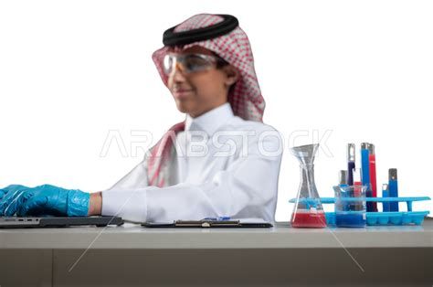 المستكة اليوناني لجرثومة المعدة والقولون