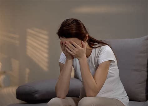 البكاء على الأم في المنام