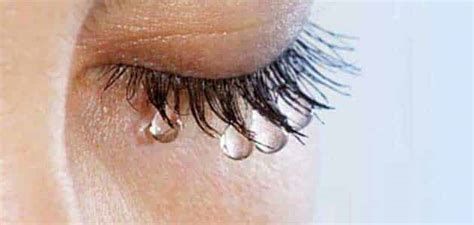 البكاء الشديد في المنام للعزباء