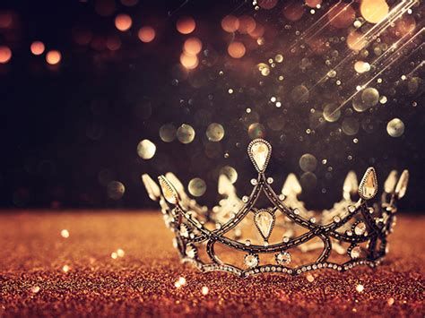 التاج في المنام