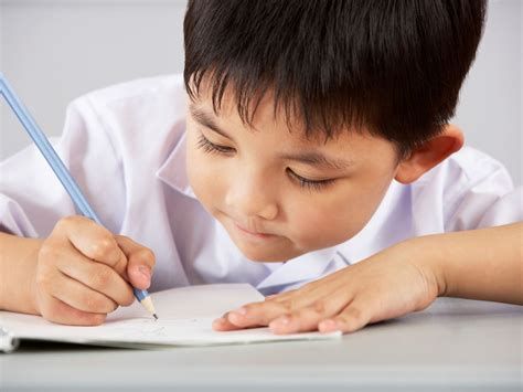 الدراسة في المنام وحلم التعلم بالتفصيل