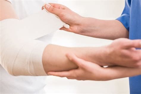 أفضل مرهم مضاد حيوي لعلاج التهاب الجروح