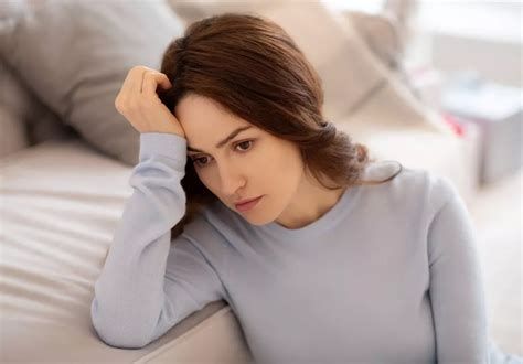 أفضل علاج لإزالة الكدمات من الوجه وتحت العين