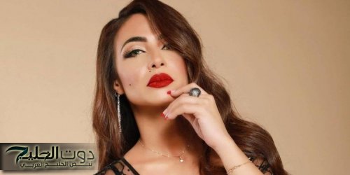 دوللي شاهين تتعرض لموقف محرج مباشرة على الهواء.. وهكذا جاءت ردة فعلها