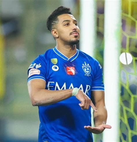 تفاصيل تجديد عقد سالم الدوسري مع الهلال 2025