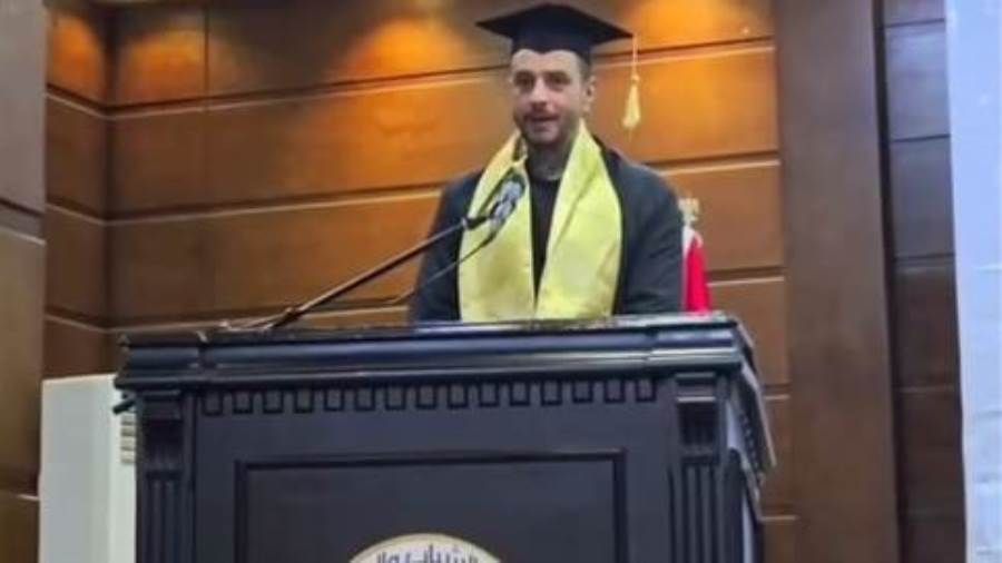 أحمد الفيشاوي يحصل على الدكتوراة الفخرية في صناعة السينما أعلن الفنان أحمد الفيشاوي عن حصوله على درجة الدكتوراة الفخرية في صناعة السينما.ونشر أحمد الفيشاوي عبر صفحته ال إقرأ المزيد