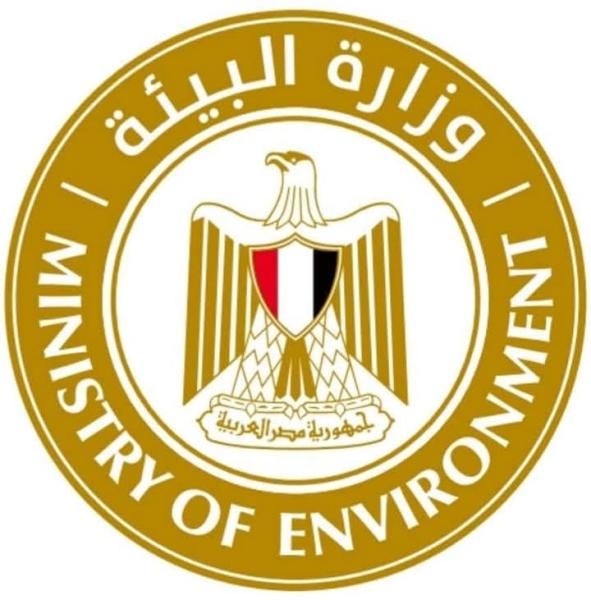وزيرة البيئة تستعرض تقريرا حول جهود وزارة البيئة في تعزيز التحول الأخضر...