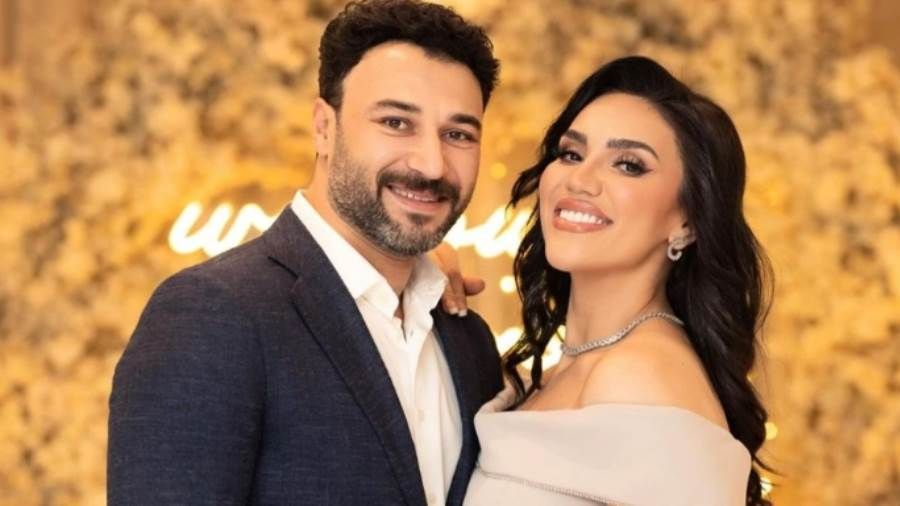 مي فاروق تحتفل بزفافها من الفنان محمد العمروسي غداً تحتفل المطربة مي فاروق بزفافها من الفنان محمد العمروسي غدا الخميس الموافق 2 يناير 2025 بأحد الفنادق الكبرى ب إقرأ المزيد