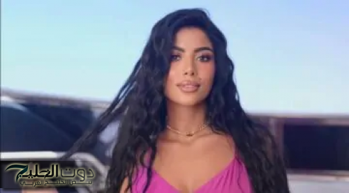 كاجوال لافت.. كارولين عزمي تثير الجدل بظهورها الأخير