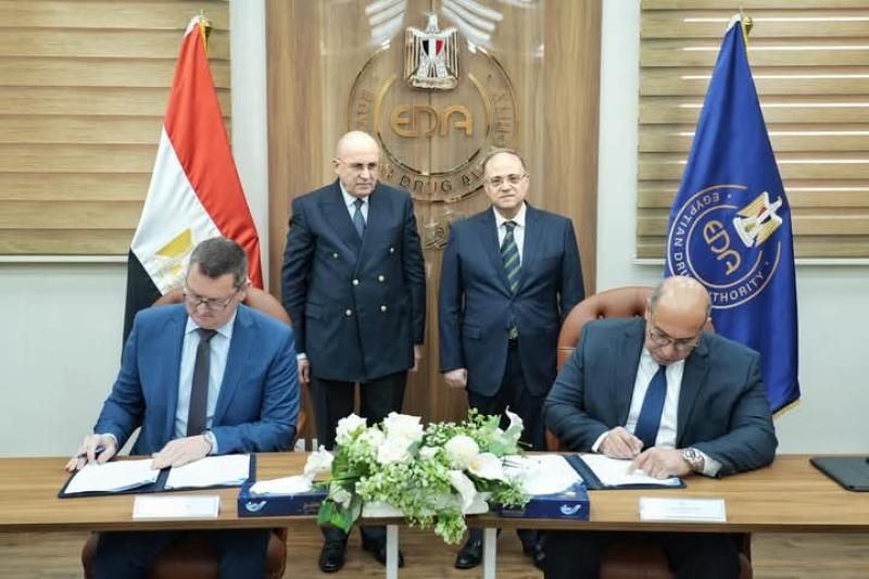 رئيس هيئة الدواء المصرية يشهد توقيع بروتوكول تعاون بين شركتي داف وإكستيدو...