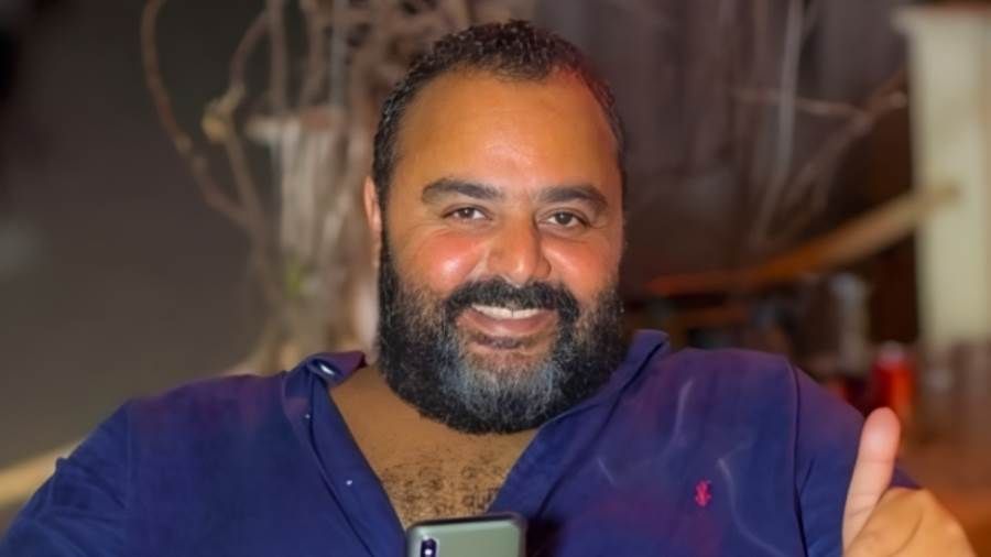 شيكو يكشف تفاصيل خضوعه لعملية جراحية تحدث النجم شيكو لأول مرة عن تفاصيل العملية الجراحية التي خضع لها مؤخرا.قال شيكو: الحمدلله عملت عملية تحت ركب إقرأ المزيد