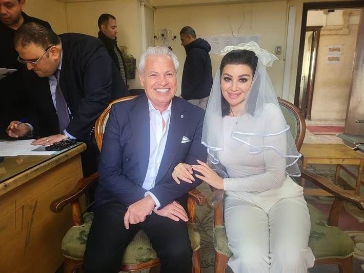 الصور الأولى من عقد قران أروى جودة