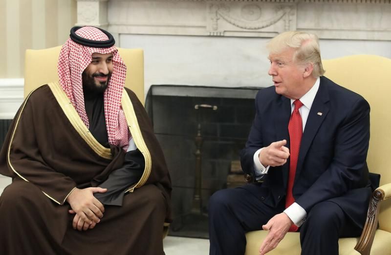 بن سلمان يؤكد لترامب رغبة المملكة بتوسيع استثماراتها مع الولايات المتحدة إلى...