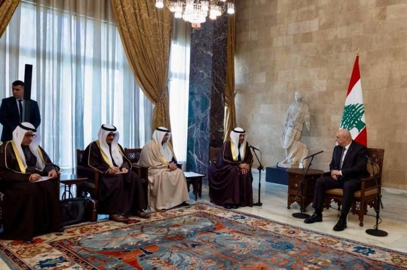 رئيس الجمهورية اللبنانية يستقبل وزير الخارجية الكويتى