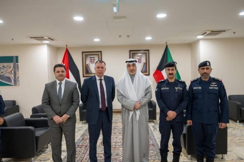 النائب الأول وزير الداخلية الكويتى يستقبل وزير الداخلية الأردني في «قاعدة نواف...