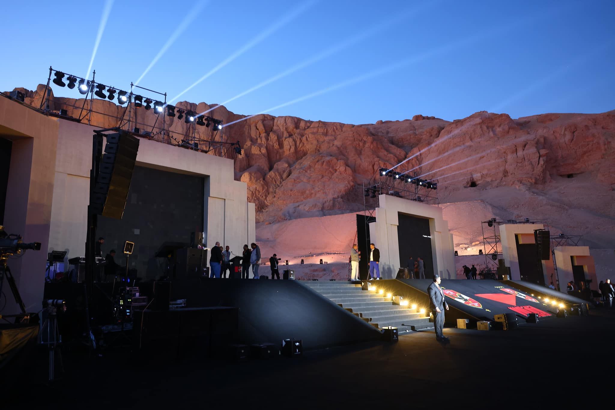 أجواء رائعة في تحضيرات حفل الأهلى بمعبد حتشبسوت للإعلان عن مشروع الاستاد