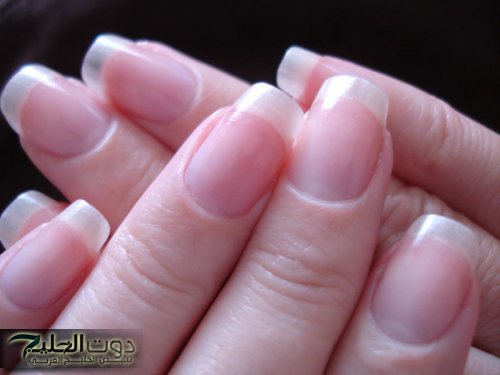 أسباب أصفرار الأظافر وطريقة تبييض الأظافر