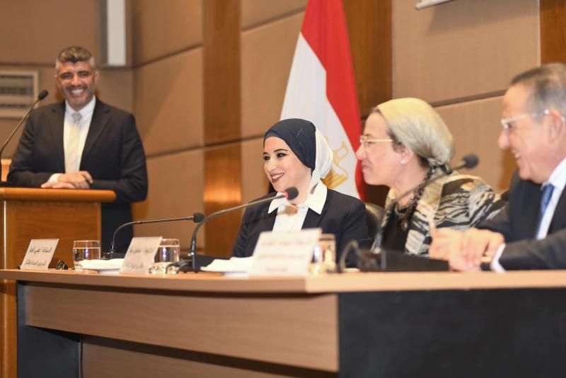 نائب وزير السياحة تشارك في مؤتمر إطلاق تطبيقات تعزيز وتنظيم الأنشطة...