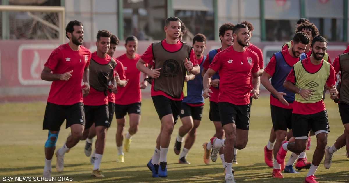 العالم اليوم - الأهلي يطالب بحكام أجانب في قمة الدوري أمام الزمالك